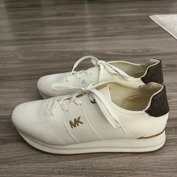 Michael Kors Cream Sneakers with Gold and Brown Details - Picture 1 of 7